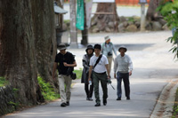 3日目は羽黒山出羽神社から。五重塔を撮影したあと、本殿までの2,446段を登りました。重いカメラバッグを担いで修行のよう……。