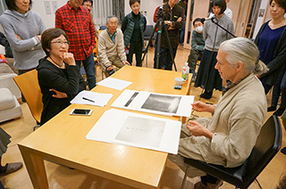 エバレット・ブラウンさんへのフォトレビュー（千代田路子）
