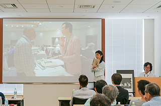 FOTO FEST レビューの概要を説明