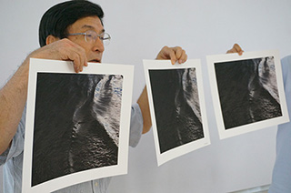 表現力向上プロジェクト「同じデータから各々のコンセプトでプリントする」青山さん画像（村田光司）