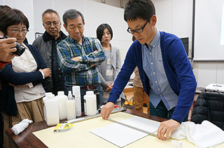 ILFOEDのFineArt Printing Solutionsについて実演と解説をしていただきました