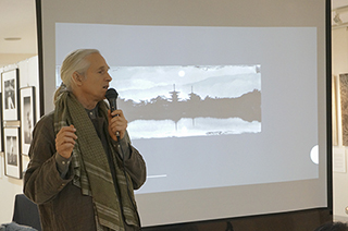 湿板光画で「日本の面影」を表現するエバレット・ブラウンさんの作品世界