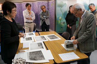 写真家・小川勝久さんをお招きしてセミナーとレビューを行ないました。
