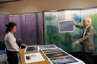 写真家・小川勝久さんをお招きしてセミナーとレビューを行ないました。